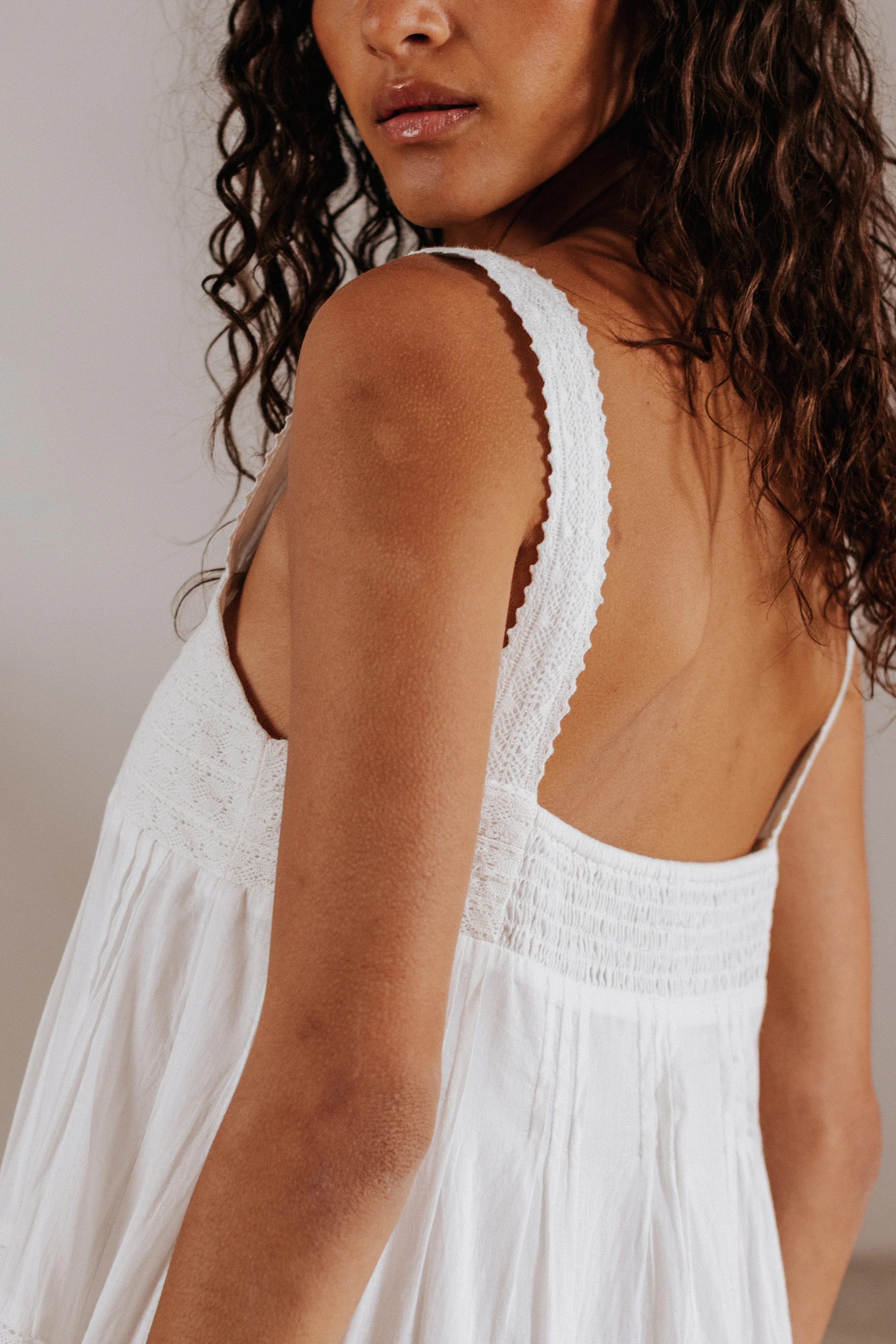 Robe Elena blanche - Image 4